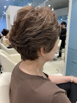 バランス オオミヤ(balance OMIYA)&nbsp;襟足すっきり×トップふんわり。50代からの美人ショート