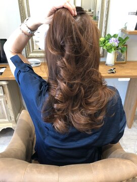 ジョセフィーヌ モトヤマ(JOSEPHINE MOTOYAMA) レイヤードロングスタイル