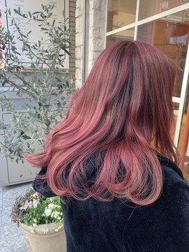 ヘアーアンドメイク エクリ 不動前店(Hair&Make equri) pinkie  red☆
