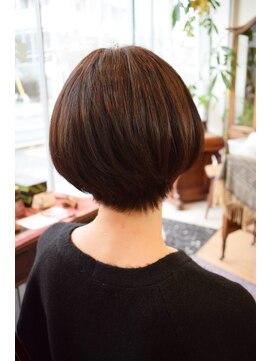 ベル(BELL) ショートカットにチョコレートブラウン【BELL桜新町/用賀】
