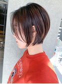 ショートボブ_レッドブラウンハッシュカットフルバング_ba378791