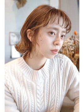 エムスラッシュフィール 東戸塚(M.SLASH FIEL) 外ハネ無造作ボブ