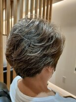 ラテラル(lateral)&nbsp;柔らかペールグレー＋すっきりショート