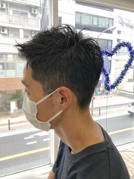 ヘッズ 本八幡店(HEADS) MEN'S HAIR センターパート ツイストスパイラル コンマヘア