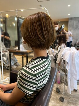 トレ(tre.) 甲子園口/髪質改善/白髪染め/ショート/酸性ストレート/美容室