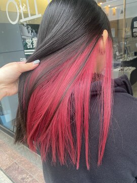 オリノ(olino) インナーカラー/派手髪/赤