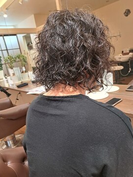 ヘアープレイスカム(CAM) メンズ無造作パーマ