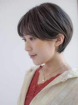 アッシュ 清瀬店(Ash) 20代30代40代『ふんわり丸みショート』Ash清瀬　大嶋