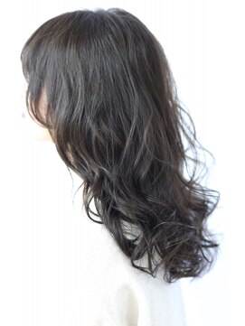 ルルディ バイ アフロディーテ銀座(luludi by APHRODITE) デザインカラー/レイヤーカット/オリーブベージュ/銀座