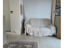 広々とした待合でご家族で来られてもゆっくりお過ごし頂けます。