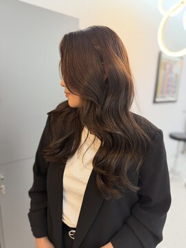 ブロンド(Blonde) アッシュブラウン　ブリーチなし