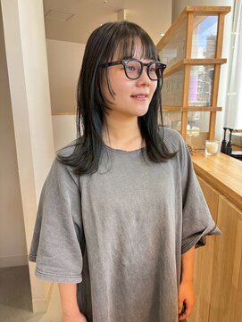 イノセントヘア(innocent.hair) ミディ×透明感アッシュカラー