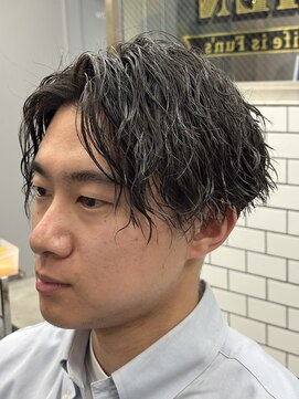 センターパート×ツイストスパイラル