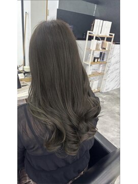 オリーブ系で透明感！！！！