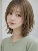 ノイ(neu)&nbsp;エアリーミディの小顔オフィスヘア★20代30代