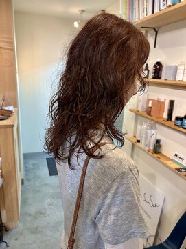 サンサンサン(Sun Sun Sun) くせ毛を活かした秋ヘア