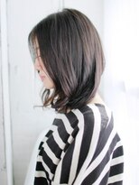 ヘアメイク ナル(hair make nalu) ツヤ感カラーのカールボブスタイル