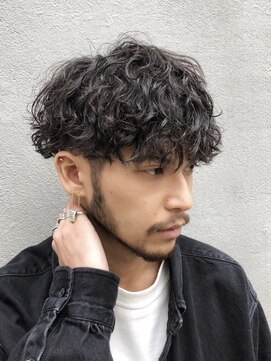 フィフス(fifth) メンズパーマ　ツイストパーマ　フェザーマッシュ　ツーブロック