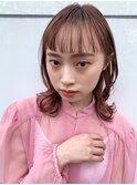 抜け感ピンクベージュ