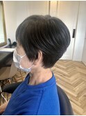 大人ショート×ネイビーアッシュ