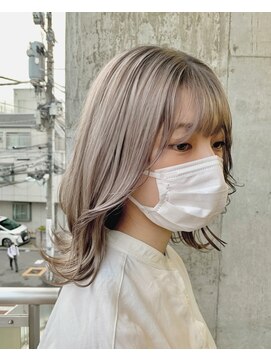 アルカナ 明治神宮前原宿(ARCANA) ホワイトベージュ×顔まわりレイヤーカット