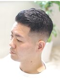 バーバースタイル/フェードカット/サイドパート/刈り上げ