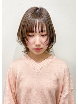 アンリ(Anli) 【tomomi*グレージュ*ウルフカット*ショートウルフ*ブリーチ】