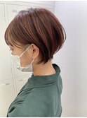 短過ぎないがちょうどいい!丸みショートボブ