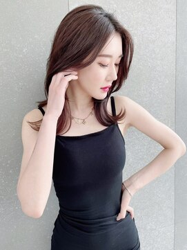 ロンド リリー 銀座(Lond Lily) 黒髪カタログ/小顔に見せるヘア/韓国/ネビージュ/前髪[銀座]