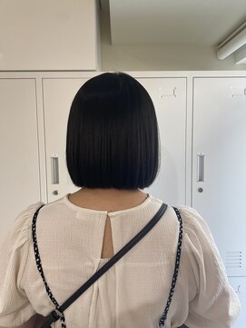 エレン 池袋(ElEn.) 似合わせボブ・ミディアム × 縮毛矯正