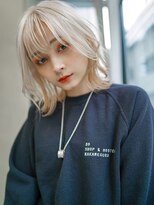 ギークス(GEEKS) 【GEEKS渋谷】ホワイトブロンド/冬カラー/20代30代/ウルフカット