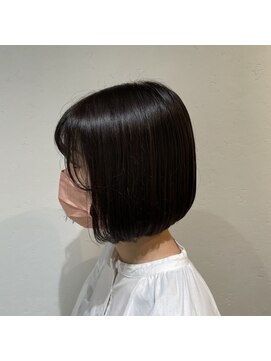 バンビーナ ショートボブ