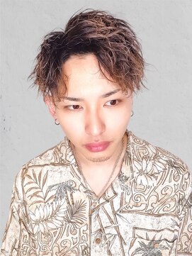 ディーバ 渋谷(D.I.E.V.A) 20代30代40代メンズアップバングツーブロックモテ髪ショート