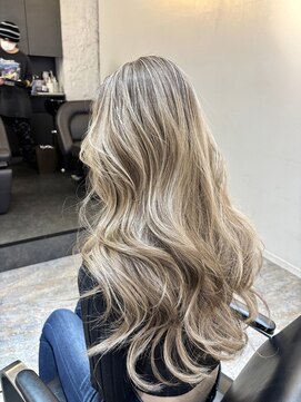 ブレンド 渋谷(BLend) 前髪ハイライトカラー似合わせカットウェーブミディアム