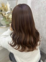 ラビス(Lovis) 黒髪カタログ/ネビージュ/小顔に見せるヘア