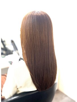 イレス 札幌駅前(IRESU) ドレスヘア/透明感ベージュ/縮毛矯正・ストレー ト/波巻き