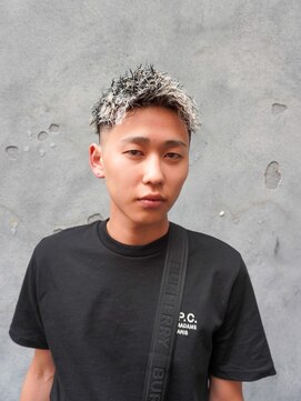 メンズグルーミングナンバーナイン(MEN'S GROOMING NUMBER NINE) ホワイトメッシュ/ツイストスパイラル/メンズパーマ