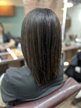 ルアン(Luan) 白髪ぼかしハイライト