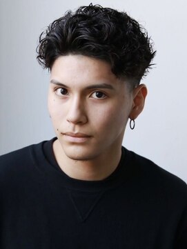 グルーマーズクレッジ 渋谷店(GROOMER/S CREDGE) men's/メンズ/フェザーパーマ/サーフカール/スペインカール/渋谷