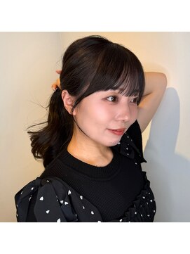 ジーナ 銀座中央通り(Zina) 小顔似合わせカットフェミニンロングレイヤーラテカラー