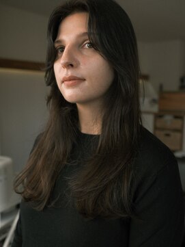 イルフレール(ill frere) レイヤースタイル　ワンカール　グレージュ　中津　梅田