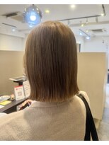 グランドール(Grandoll)&nbsp;ハイトーン×切りっぱなしボブ