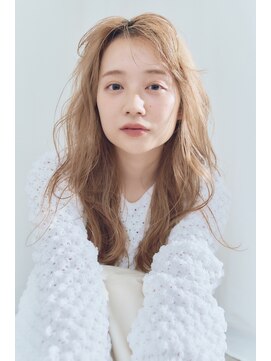 柔らかシアーベージュ