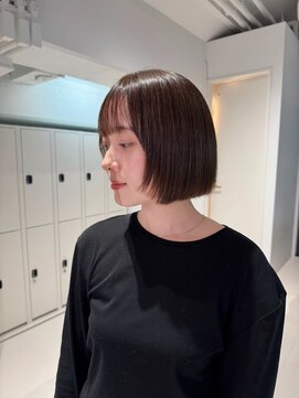 ロマリア ヒルズ 表参道 原宿(Lomalia HILLS) 似合わせカットボブ[表参道ダブルカラーケアブリーチ縮毛矯正]