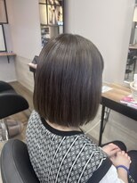 プリンプ トータルビューティ(PRIMP.total beauty) グレージュ ぱつっとボブ
