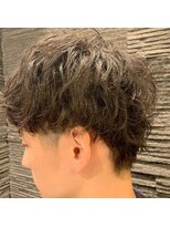 ヒロギンザバーバーショップ 丸の内店(HIRO GINZA BARBER SHOP)&nbsp;メンズデザインカット　ニュアンスパーマ　東京/丸の内/個室