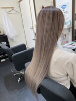 オニキス(onyx) ホワイトベージュ