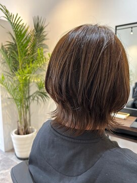 ビオヘアー(bio hair) ウルフボブ×トレンド透明感グレーアッシュ