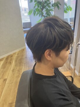 アフィネ ヘアライフデザイン(Affiner HAIR LIFE DESIGN) 外国人風ミルクティーベージュショート