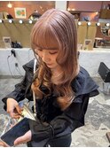 ケアブリーチミルクティーピンクベージュ顔まわりレイヤーカット